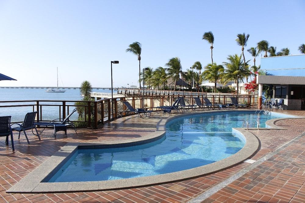 Hotel Iate Plaza