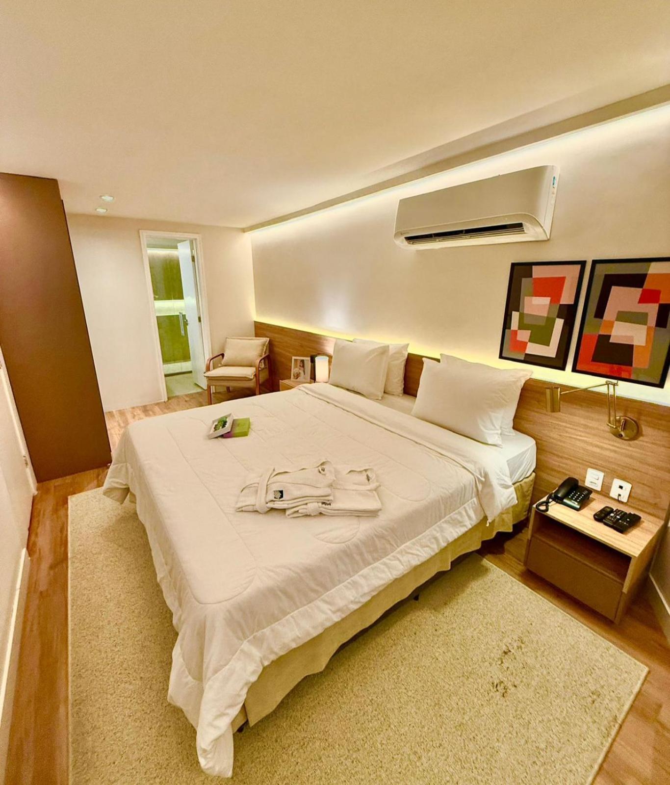 Hotel Iate Plaza 4*